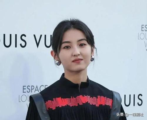 娱乐圈爆料哪些明星,揭秘明星背后的故事与真相  第3张